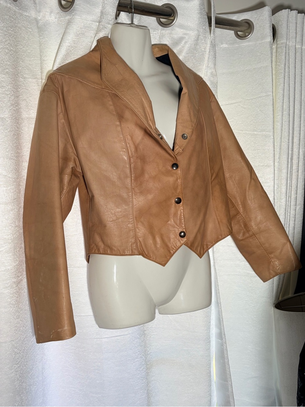 Women's Cropped Tan Leather Jacket